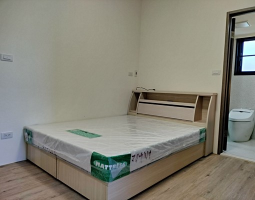 潭子區"順天豐華"全新未住三房+平面車位(含全新傢俱) - Image 5