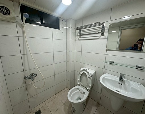 三好國中/租補稅籍/可寵/包網路第四台/獨洗/傢俱齊全/新裝 - Image 7