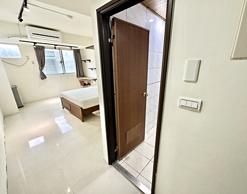 中興大電梯✨租屋補助✨超省台電計✨可貓貓✨小資首選 - Image 4