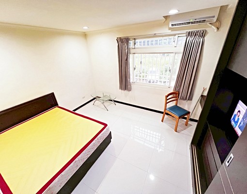 租補🔥南港展覽館✦中研院✦大面採光✦獨立洗衣曬衣✦台電計費 - Image 4