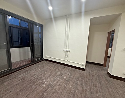 靜巷簡約三房/可租補/戶籍/傢俱可談 - Image 1