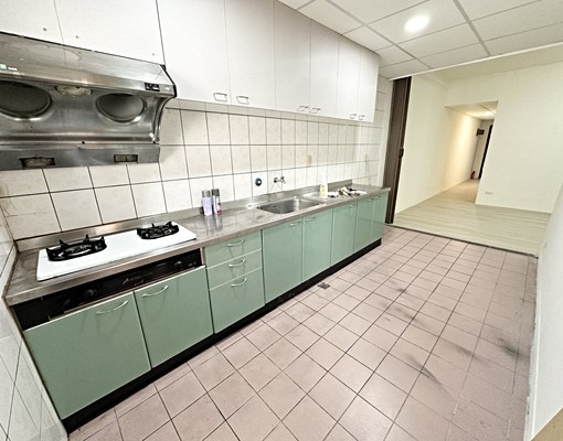 可租補/可提供家具/近永安市場/台水電/3房2廳/全新裝潢 - Image 12