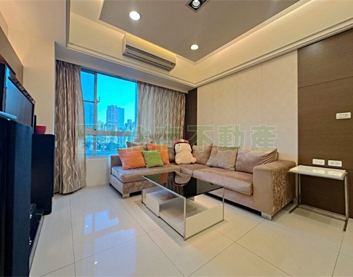 百合別館💘帥哥美女最愛美裝3房車💘住商阿鴻上菜 - Image 1