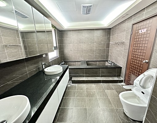 新光田可養貓豪華套房✨台電計可租補✨泡澡浴缸✨獨洗曬✨免寵清 - Image 8