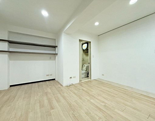 巨蛋🚝工作室💼獨立門牌🏘️變頻冷暖台電⚡️寵物垃圾代收 - Image 3