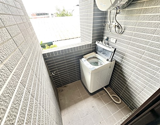 近勤益中台🌟雙租補🌟電梯🌟陽台獨洗🌟子母車飲水機 - Image 4