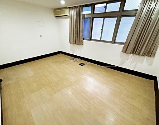 近捷運重國小【優質3房2廳】可補助★可入籍★獨洗衣機 - Image 1