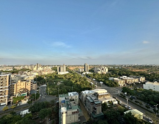 小巢❤️詩婷推薦~~✨草漯_鴻灃一心景觀2房車✨ - Image 1