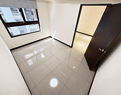 一中商圈三井秀泰全新2房✨平面車位✨雙陽台✨豐富公設 - Image 4