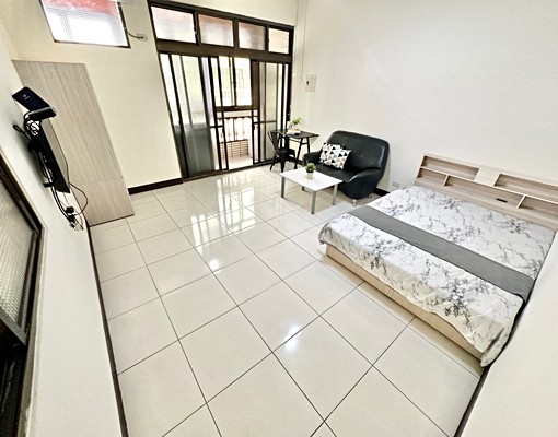 超級大空間💖租屋補助💖陽台獨洗曬💖絕美採光💖神秘優惠 - Image 1