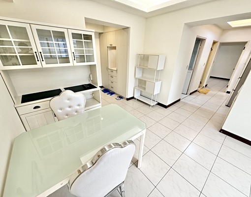 東興x向上路🌺純真年代🌺2+1房|平車|可租補 - Image 3