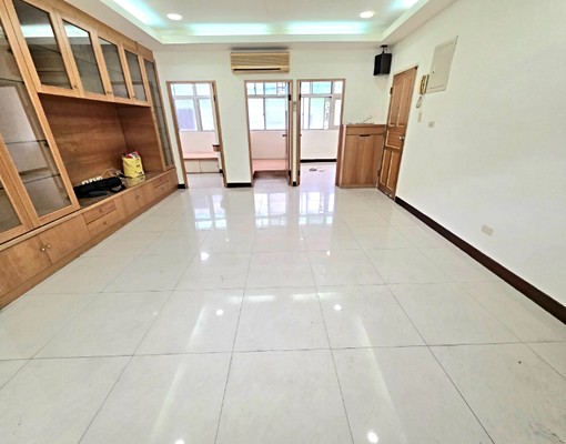 可租屋補貼⭐免服務費⭐低樓層三樓⭐市中心公園旁 - Image 1