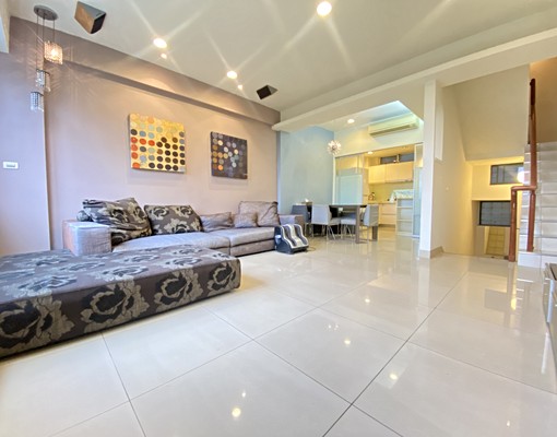 獨家🍎新豐火車站市區💥優質裝潢4房雙車庫美透天🏠 - Image 3