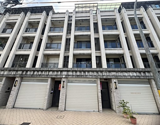 橋頭區/可租補/可停雙車4樓透天 - Image 1