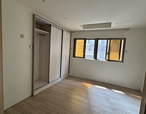 三重重安街近菜竂站3房電梯免仲.空屋.可租補 - Image 3