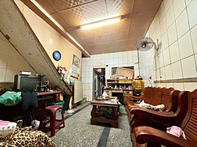 永康洲尾街傳統透天💯免千萬💯生活機能佳