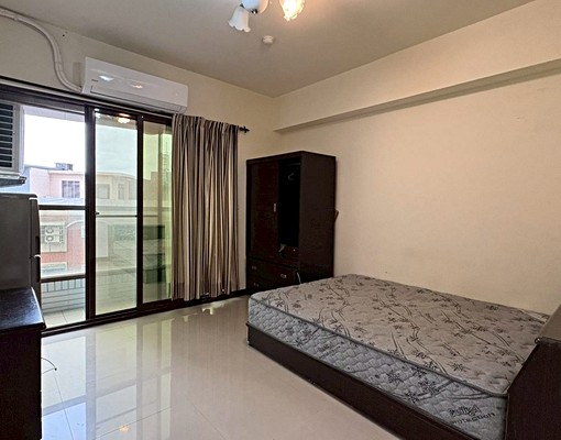 免爬樓梯電梯套房,有獨立小陽台 - Image 1