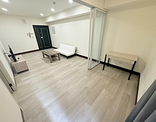 ✅逢甲兩房木質地板✅獨洗曬✅全配✅子母車✅電梯✅ - Image 1