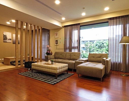 旺德美客§氣派豪邸§一層兩戶§租金含稅§含雙車位 - Image 1