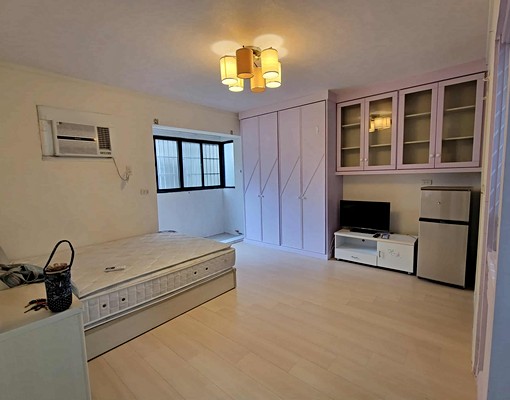 近巨城及光華獨立大套房有個人洗衣機可報租屋補助可寵物 - Image 1