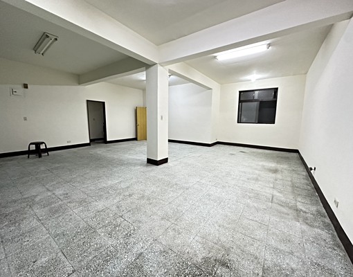 大觀國中旁一樓店住辦 - Image 1