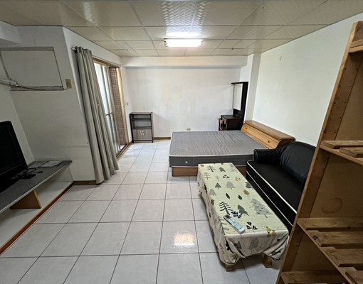 豐原新宿|有客廳大套房|附景觀陽台 - Image 1