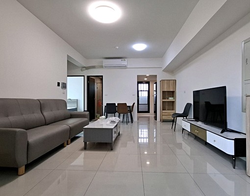 🏡租補+戶籍+寵物+平車+全配+大三房🏡國三台鐵 - Image 1