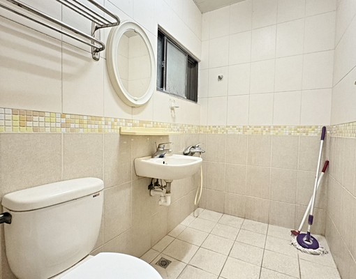 近成大家庭式,適合學生,3樓4樓出租中 - Image 12