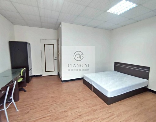 近成大優質陽台套房 - Image 1