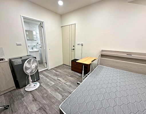 新店❣️可租補獨洗曬/台電計費全新裝潢/傢俱齊全採光通風 - Image 3