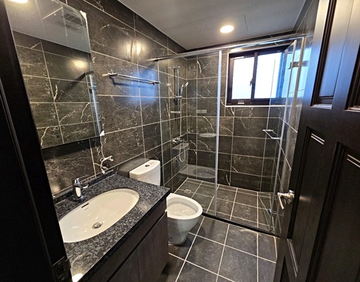 高鐵商圈全新釋出/高樓景觀戶/精美大三房 - Image 11