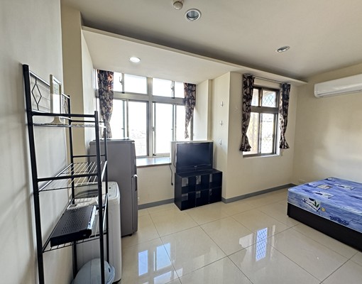 溫馨雅緻套房整潔舒適獨立門禁安全有保障近捷運與商圈 - Image 1