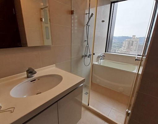 有廚房、陽台、可報稅及租屋補助的獨立套房 - Image 7