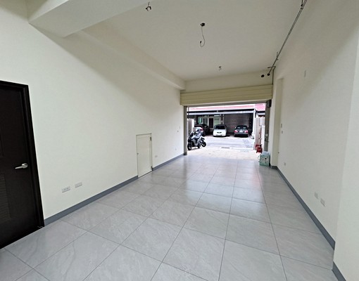 高鐵特區|科技業辦公室|美業工作室|門前停車 - Image 6