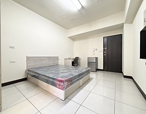 整棟全新✨可租補✨大坪數套房✨室內機車位✨衛浴開窗 - Image 3