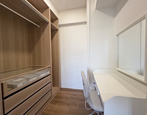 可租補/可寵⭐️三多商圈京城新世界全新兩房平車 - Image 7