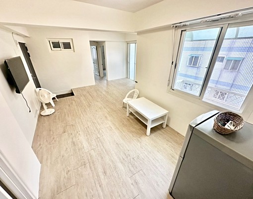 近好市多勤美|三房雙陽台|可多人租補|台水電|獨洗曬 - Image 2