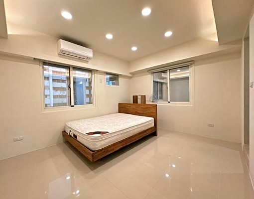 ⭐️潭子勝利商圈學區⭐️質感裝潢三房💫 - Image 4