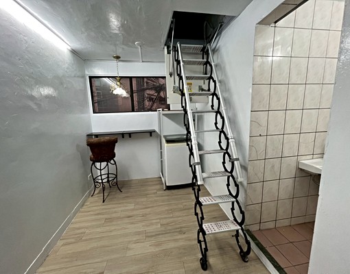 星鴻😊精緻套房含夾層/可工作室/廟口鬧中取靜 - Image 4