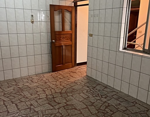 長沙路透天整層的3樓出租 - Image 2