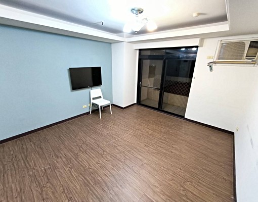 {國安國宅採光三房}室內空間大/歡迎良善之人承租/現況交屋 - Image 1