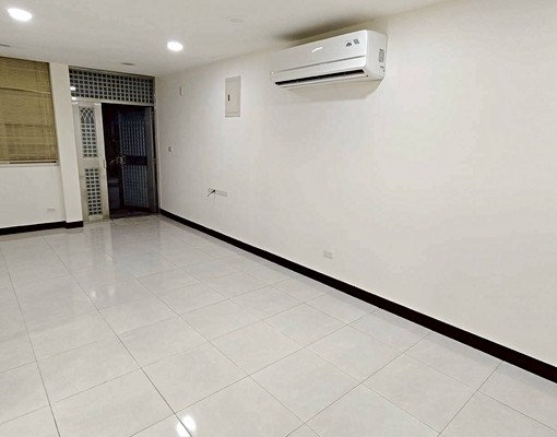 幸福❣️超大空間免爬高/含車位格局方正/空屋生活機能佳 - Image 1