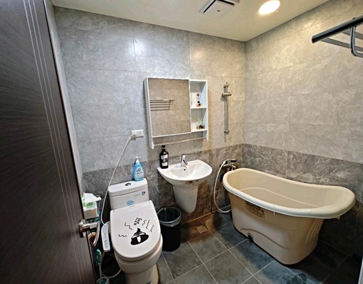 屋主自租/免服務費/一個皮箱入住竹東3房2廳 - Image 8