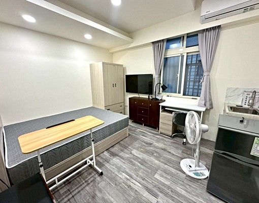 新店❣️租補免爬高~台電包水~捷運機能佳獨洗曬~全新裝潢 - Image 1