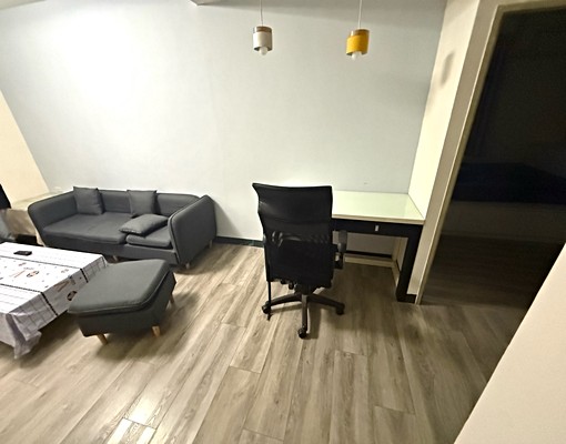 土城⚡️可入籍/新裝潢/傢俱齊全/陽台/格局方正/可開伙 - Image 2