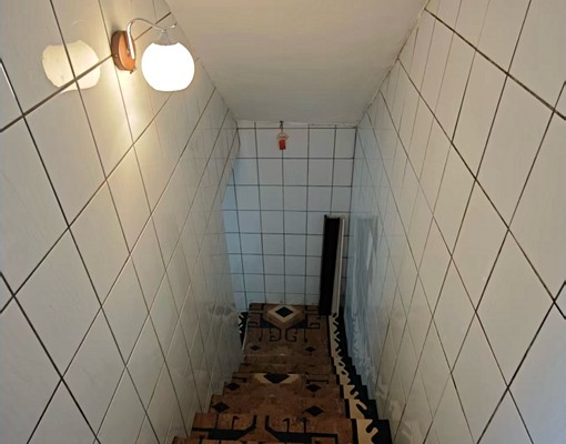 鄰近萬華車站一樓含地下室(可租補) - Image 2