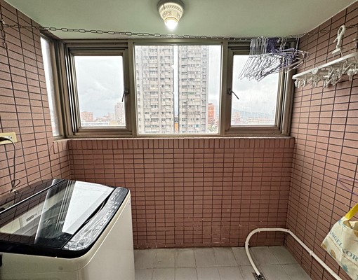 👍👍摩天31稀有超大一房一廳有陽台配備齊全屋況美地點好 - Image 13