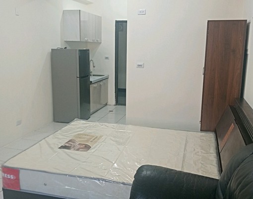 明亮大套房，陽台獨立洗衣機 - Image 4