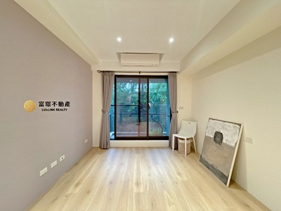 【富璟團隊】鈞鴻專任惠友雙捷境A8捷運首購美屋