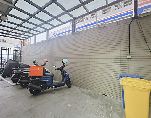 獨洗獨曬丨電梯大套房丨有飲水機、子母車、機車位C - Image 8